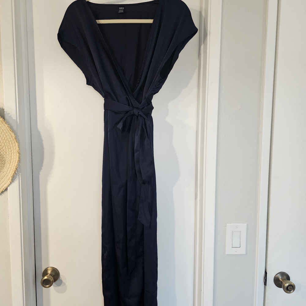 SHEIN Dark Blue Garment